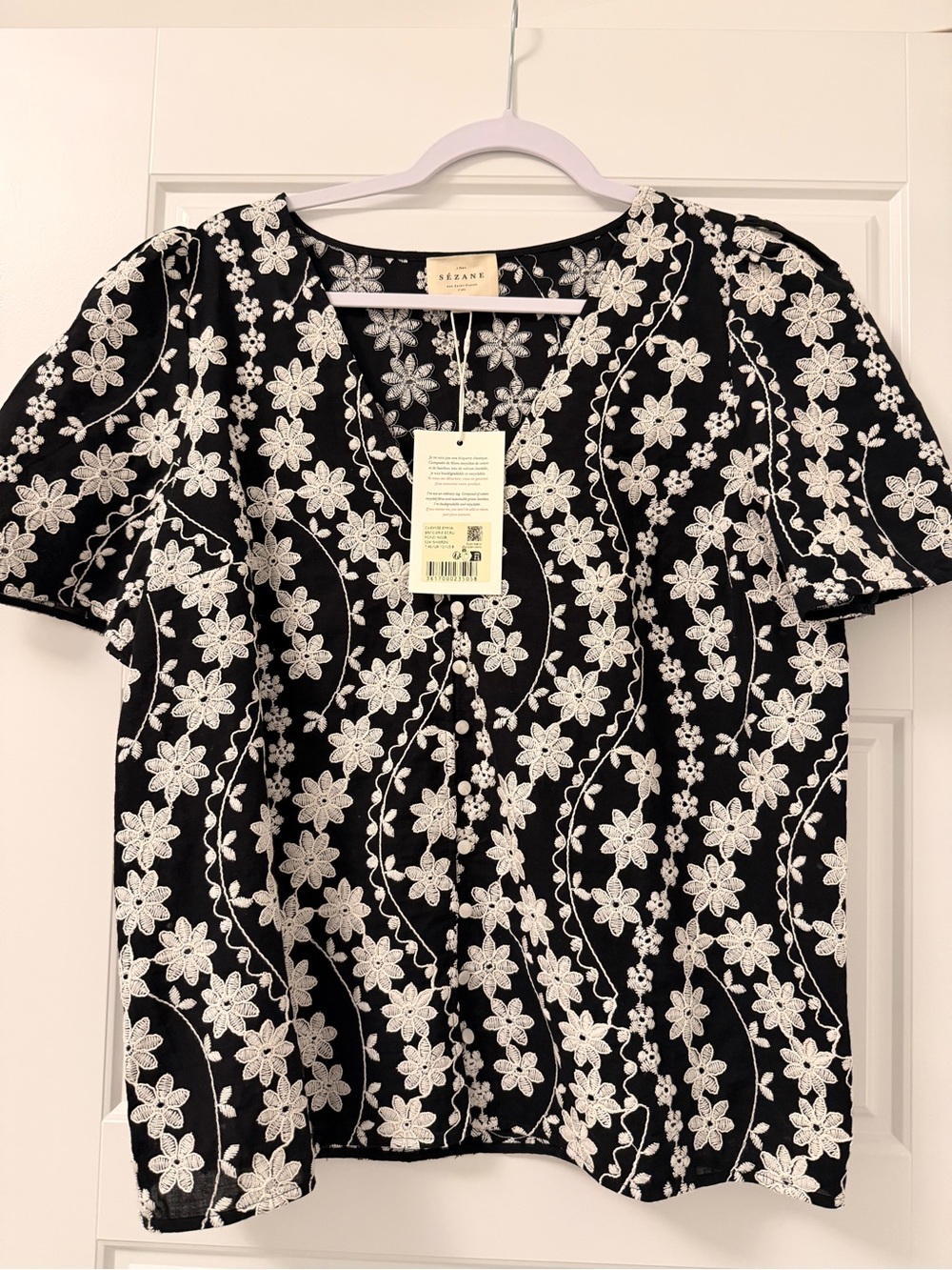 BNWT Sezane Black Top with White Floral Embroidery